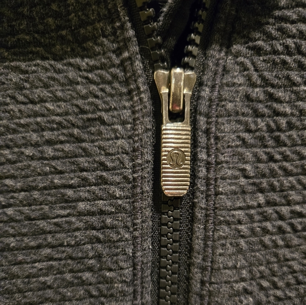 Lululemon size 4 full zip easy going jacket in heathered black - Picture 8 of 11